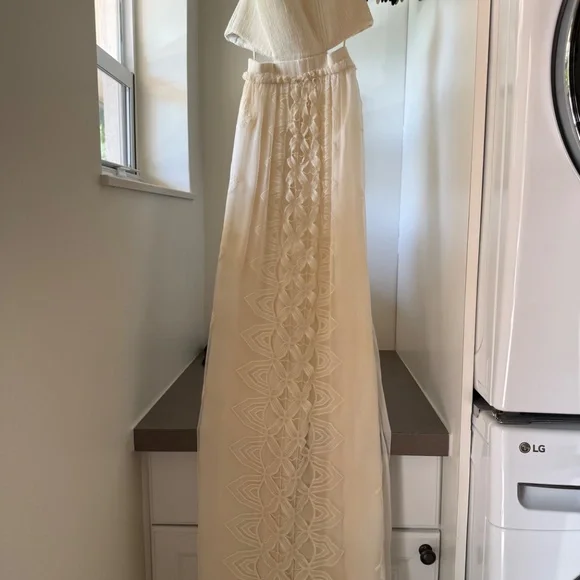 ALEXIS, ivory gown - Picture 2 of 13